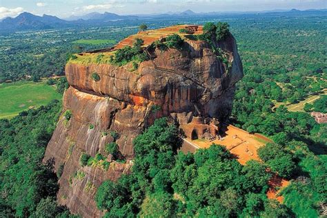 Private Day Tour Of Sigiriya & Dambulla 2024