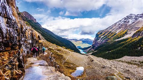 How to Travel in the Mountains This Fall - Avenue Calgary