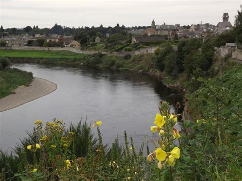 River Tweed - National Boundary © Colin Smith :: Geograph Britain and Ireland