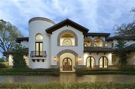 Spanish-style villa. I will have this house one day. I promise ...