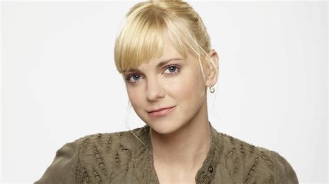 Anna Faris Mom : Anna Faris Looks Just Like Her Mom See The Resemblance E Online - alejandro ...