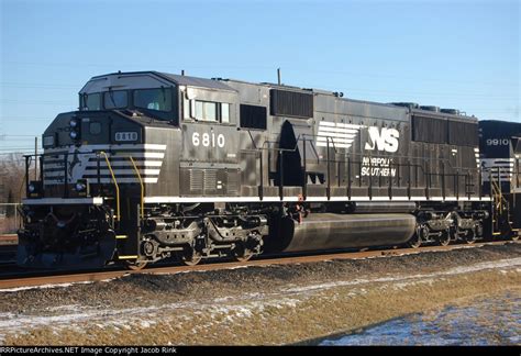 NS Triclops SD60M 6810