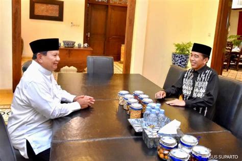 Jokowi Panggil Prabowo ke Istana, Bahas Apa? | Republika Online