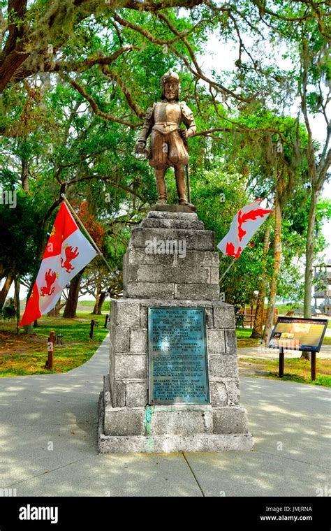 Ponce de leon fountain of youth hi-res stock photography and images - Alamy