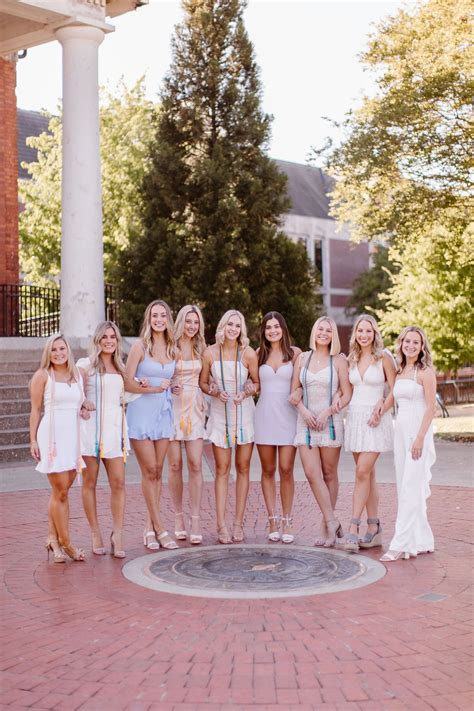 Auburn University Graduation Pictures | Group Grad Photos | Graduation ...