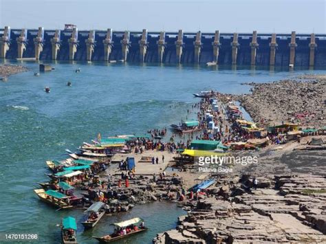 46 Omkareshwar Dam Stock Photos, High-Res Pictures, and Images - Getty ...