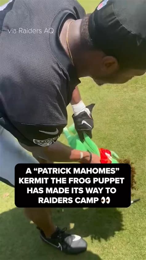 "Patrick Mahomes" Kermit The Frog Puppet at Raiders camp Stream of National Football League ...