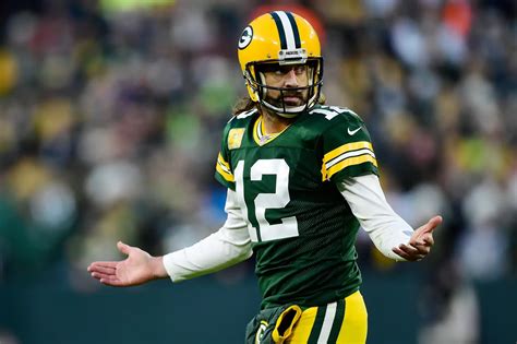 Packers trade Aaron Rodgers to the New York Jets in a blockbuster trade ...