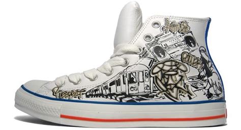 Converse All Star - Hip Hop graffiti shoes. There's also a boombox ...