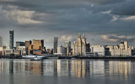 Recent view of Liverpool skyline | Liverpool skyline, Liverpool city ...