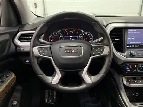 Used 2021 GMC Acadia SLE for sale in Fishers, IN | VIN: 1GKKNKLS0MZ177091