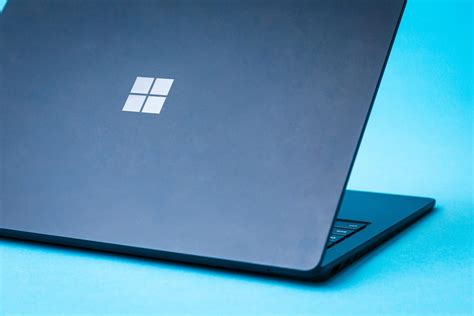 Microsoft Surface Laptop 3 (13-inch, 2019) review: Third time, still a charm - CNET