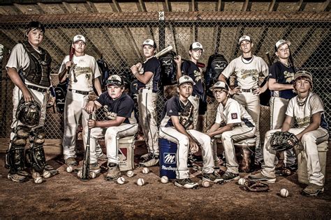 Photography | Baseball team pictures poses, Baseball photography, Softball photography