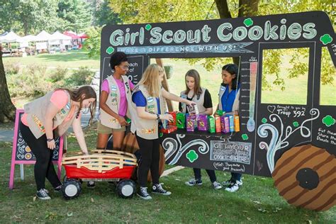 How to maximize your Girl Scout cookie booth time - BigCrazyLife