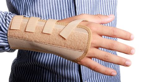 Splints May Provide Temporary Psoriatic Arthritis Relief | Everyday Health