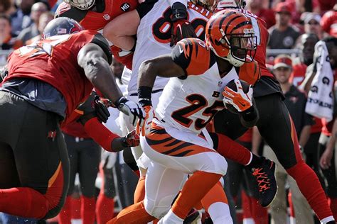 Bengals running backs struggle against Tampa Bay defense - Cincy Jungle