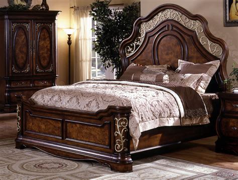 Alexandria Solid Wood Traditional Bed | Wood bedroom sets, King bedroom ...