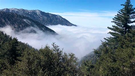 San Gabriel Mountains (13 Best Hikes & Tips For Visiting)