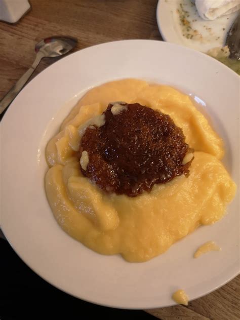 Pie and mash with Jellied Eels in Greenwich : r/UK_Food