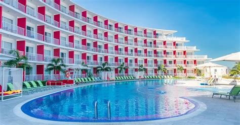 The Magnificent Decameron Cornwall Beach Hotel - Review of Royal ...