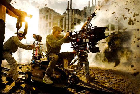 Michael Bay, atacado en el rodaje de Transformers 4