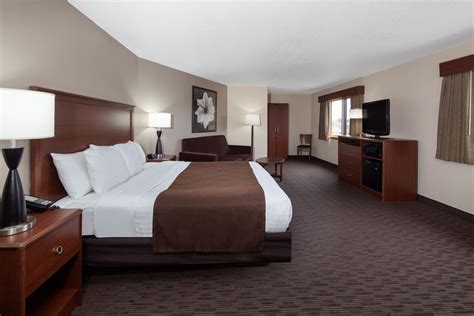 AmericInn by Wyndham Ironwood | Ironwood, MI Hotels