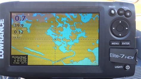 Lowrance base map VS. Standard Mapping E-Card - YouTube