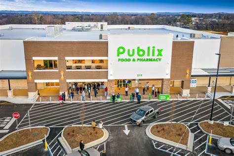 New Gallatin Publix opens - MAB