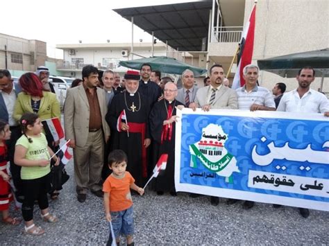 IRAQ Baghdad: Iraqi Christians and Muslims pray together for peace and ...