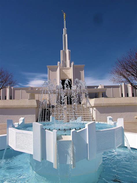 The Fountain on the Grounds of the Denver Colorado Temple