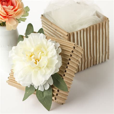 DIY Corrugated Cardboard Gift Box - Muslin and Merlot