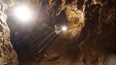 Bozkov Dolomite Caves - Harrachov Info