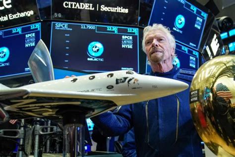 Richard Branson of Virgin Galactic Successfully Travels to Space ...