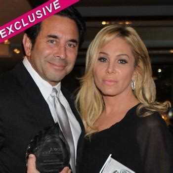 Adrienne Maloof & Dr. Paul Nassif Embroiled In Courthouse Divorce Drama!