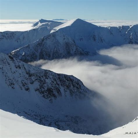 How to prepare for winter hiking in Tatra Mountains - Poland | Maja Travels Blog - mountains ...