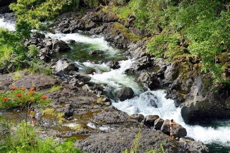 How to Take a Day Trip to Wailuku River State Park (+ Map)