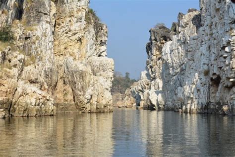 India: Discovering the marble rocks of Bhedaghat - a hidden treasure of ...