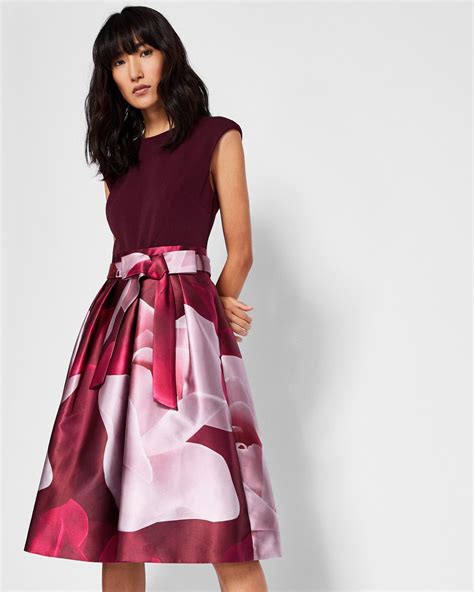 Ted Baker Porcelain Rose full skirt dress Maroon | Designer outfits woman, Porcelain print dress ...