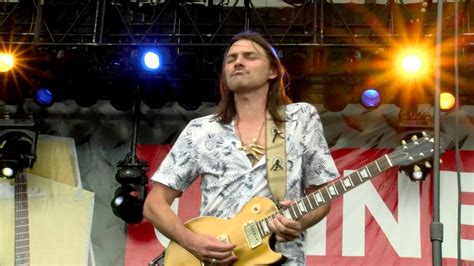 Duane Betts - "Blue Sky" Guitar Solo - YouTube