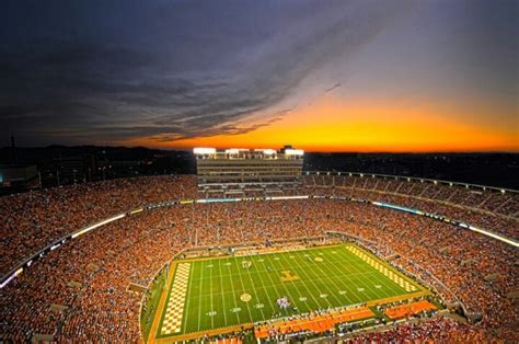 Pin by Becky Wright on Tennessee Vols | Tennessee volunteers football ...