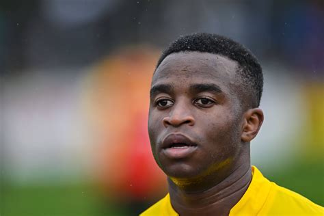 Borussia Dortmund issue contract ultimatum to Youssoufa Moukoko - The ...