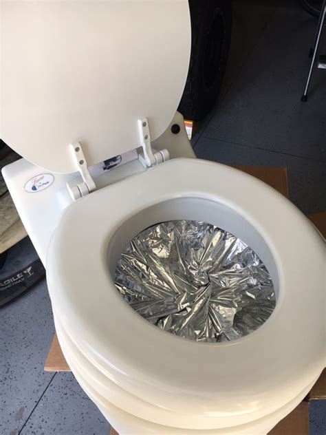 Laveo Dry Flush toilet New in box for Sale in Carlsbad, CA - OfferUp