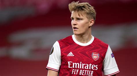 Martin Odegaard transfer: Arsenal signs Real Madrid midfielder - Sports ...