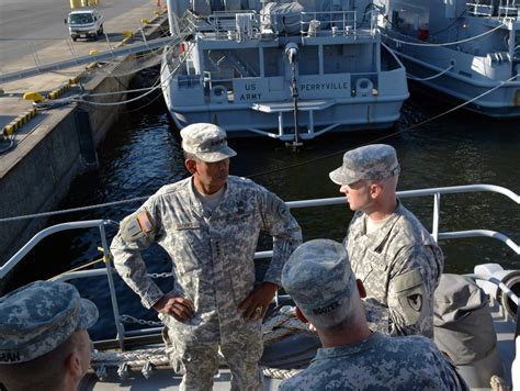 Army Pacific leaders tour Japan's Yokohama North Dock | Article | The ...