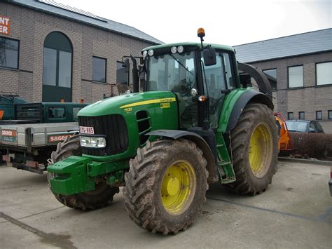 John Deere 7530 Premium: Specs, Engine, Transmission, Dimensions