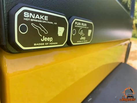 What's Going on With the New Jeep Badge of Honor Design?