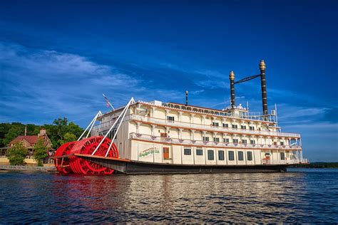 Showboat Branson Belle - Dinner Cruise & Show - Branson Travel Office