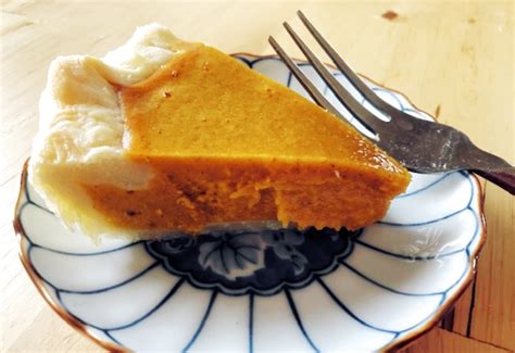 Recipe: Spiced Kabocha (Japanese Squash) Pie - Savvy Tokyo