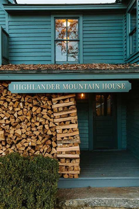 Explore Highlands, NC's New Boutique Hotel | StyleBlueprint