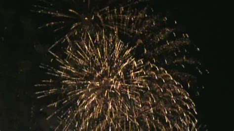 Awesome Grucci Fireworks Display Part 1 - YouTube